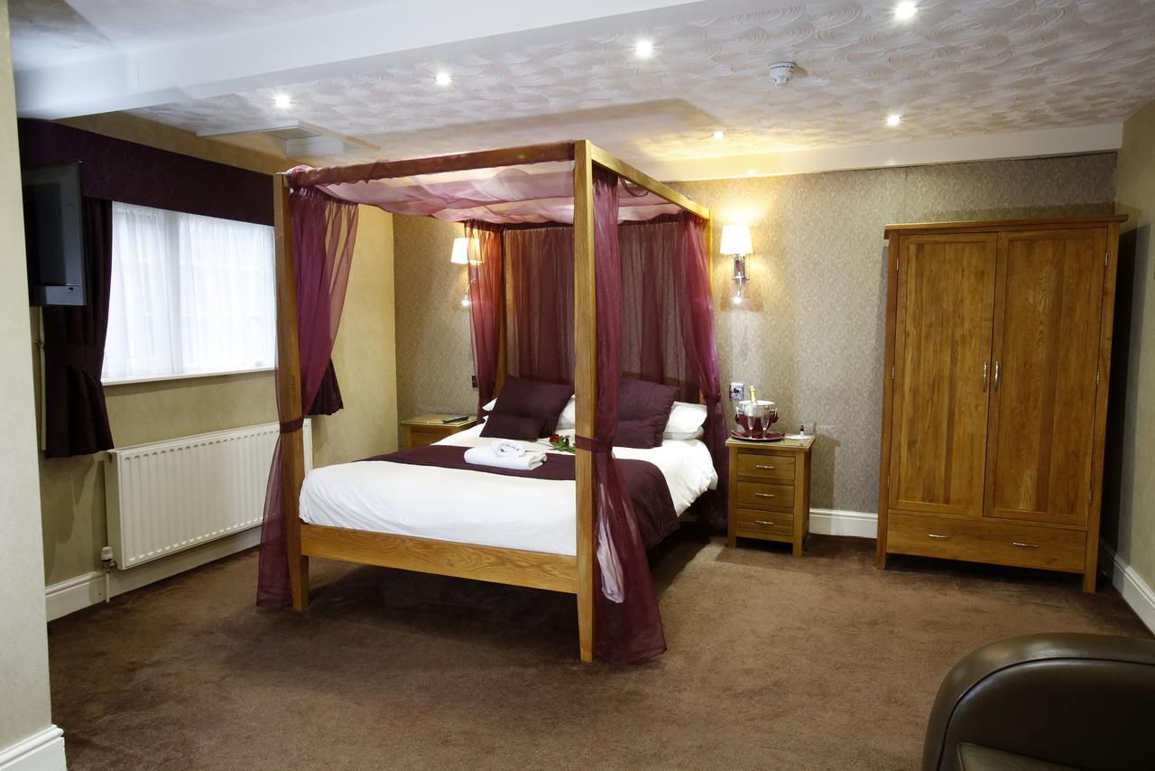 Bury Ramsbottom Old Mill Hotel And Leisure Club Buitenkant foto