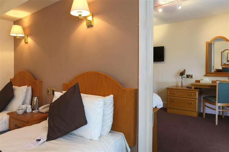 Bury Ramsbottom Old Mill Hotel And Leisure Club Buitenkant foto